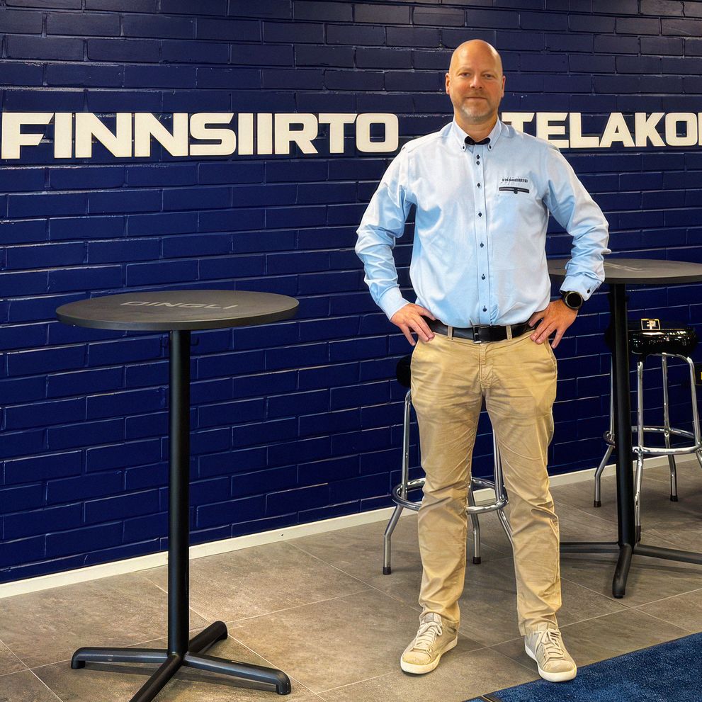 Teemu Kaulio vahvistaa trukkien ja nostinten myyntiä Espoossa