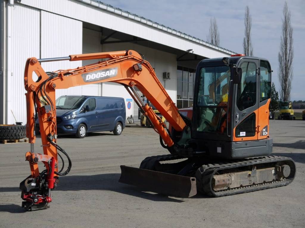 doosan-dx-60-r,fd42c0eb.jpg