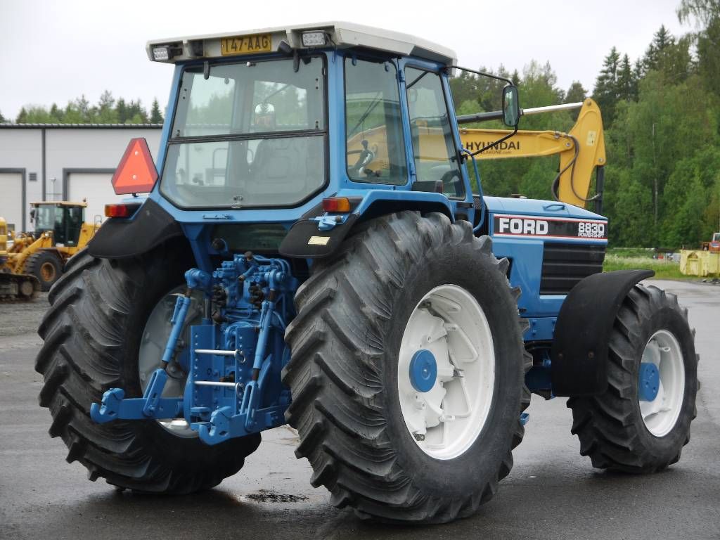 ford-8830,06a9a7f9.jpg