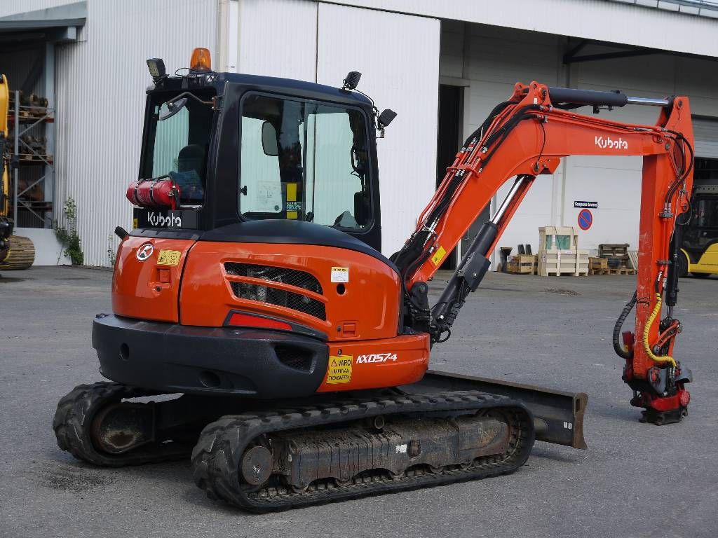 kubota-u-57-4,6b8fc01b.jpg
