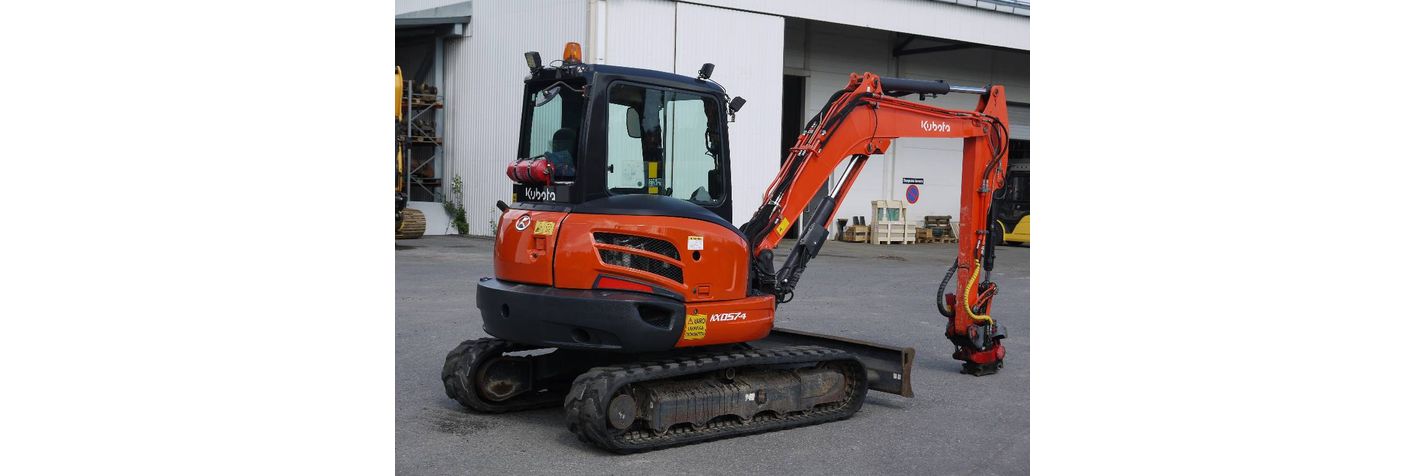 kubota-u-57-4,6b8fc01b.jpg