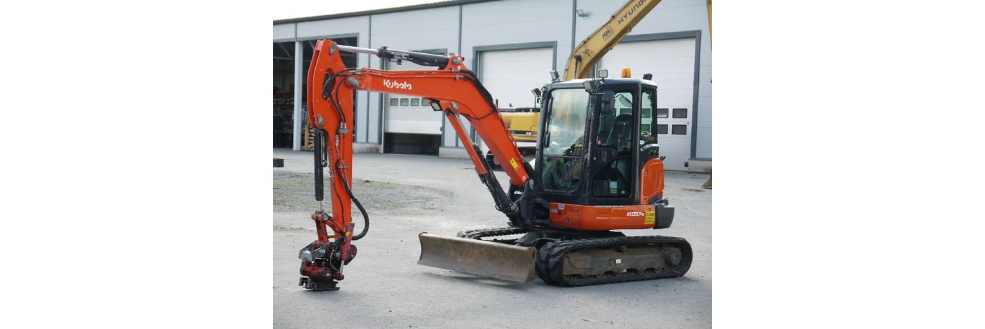 kubota-u-57-4,e8849196.jpg