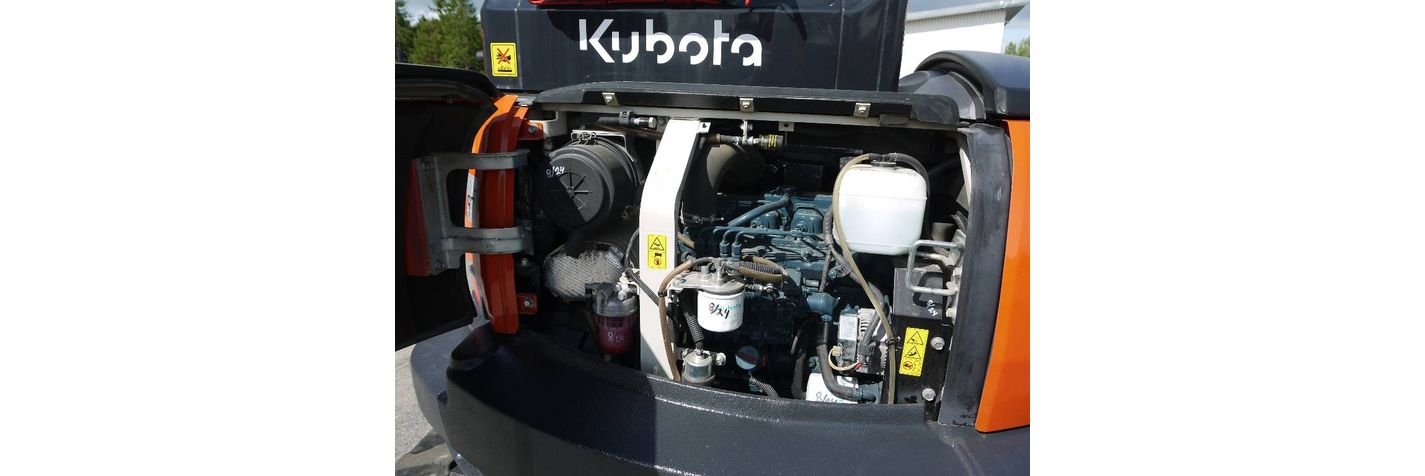 kubota-u-57-4,77948951.jpg