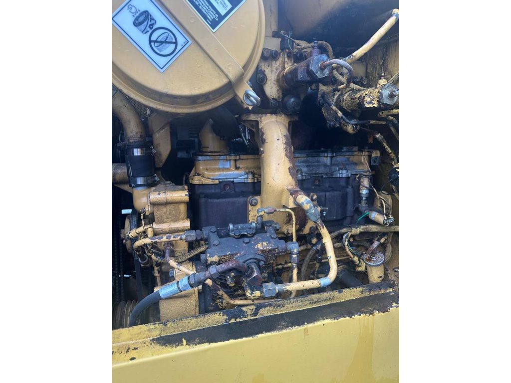 cat-it28b,b374e8f3.jpg