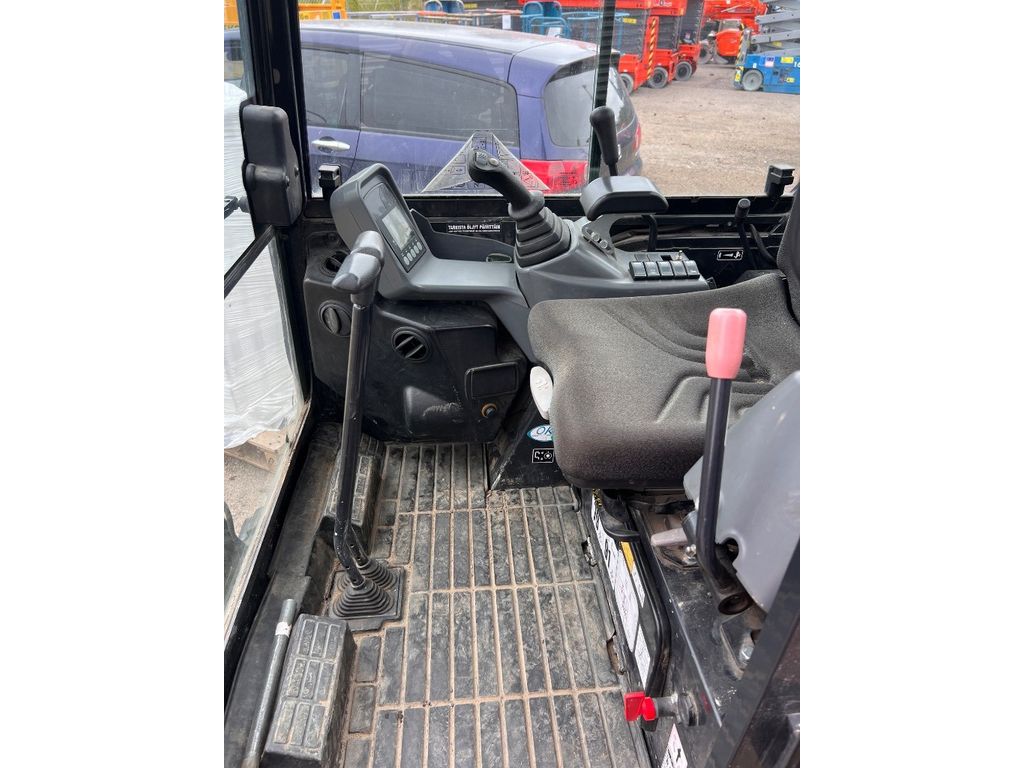 yanmar-sv-18,2f32ae3b.jpg