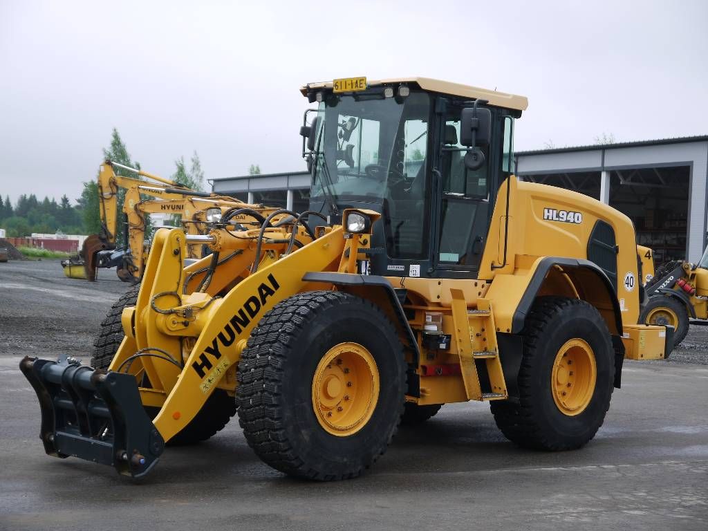 hyundai-hl-940,5880b999.jpg
