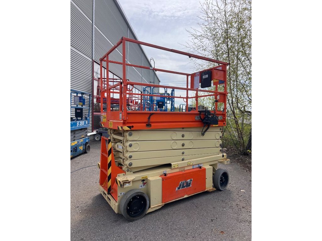 jlg-10-rs,e94cc203.jpg