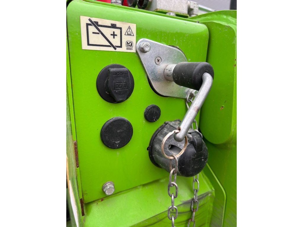 merlo-p-27-6top,192c17d8.jpg
