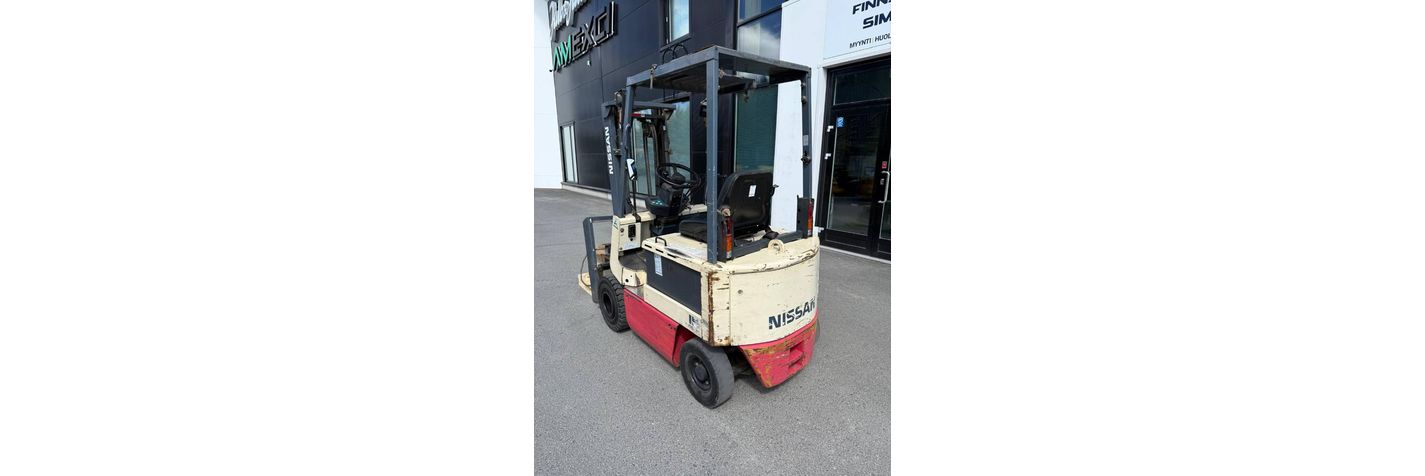 nissan-fp01-l-15-u,d104447f.jpg