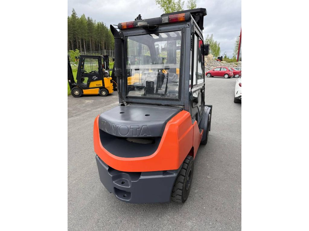 toyota-02-8-fdf-30,5b6fdba5.jpg