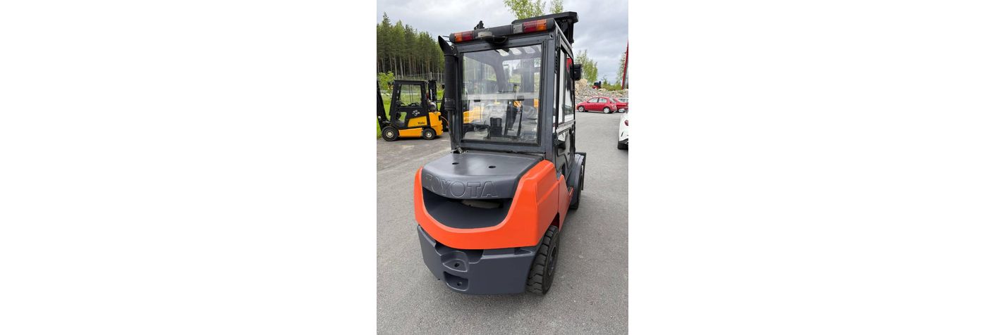 toyota-02-8-fdf-30,5b6fdba5.jpg