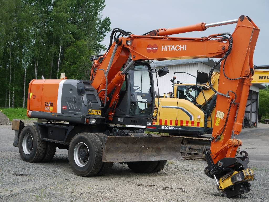 hitachi-zx-145-w-3,2255606d.jpg