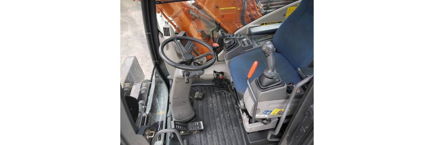 hitachi-zx-145-w-3,4c6b1eea.jpg