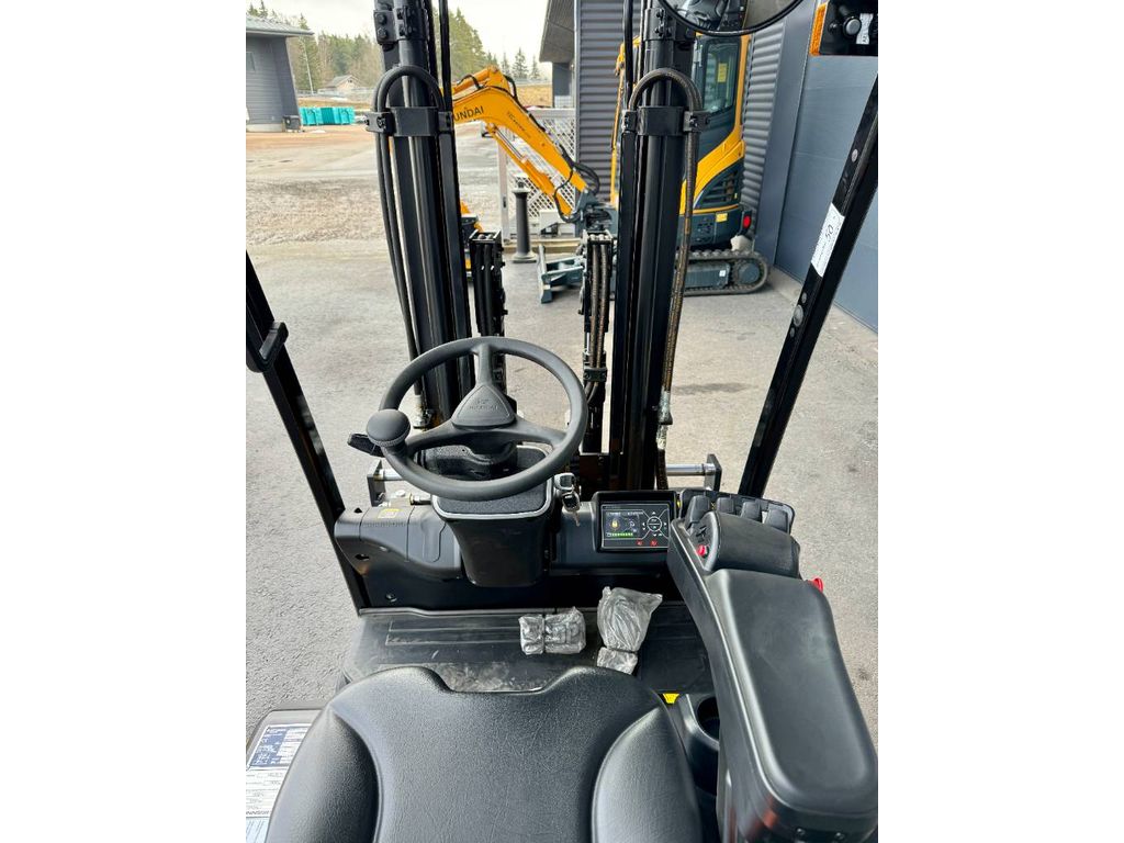 hyundai-18bt-9u,56ef60ac.jpg