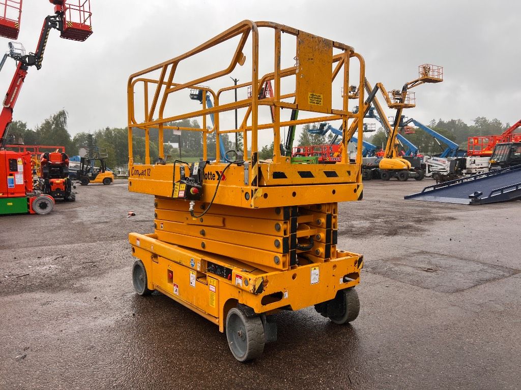 haulotte-compact-12,1fb3cc73.jpg