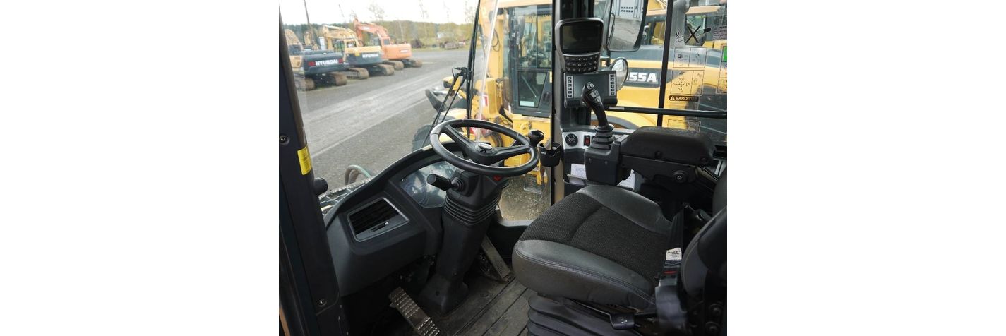 hyundai-hl955,c492082d.jpg