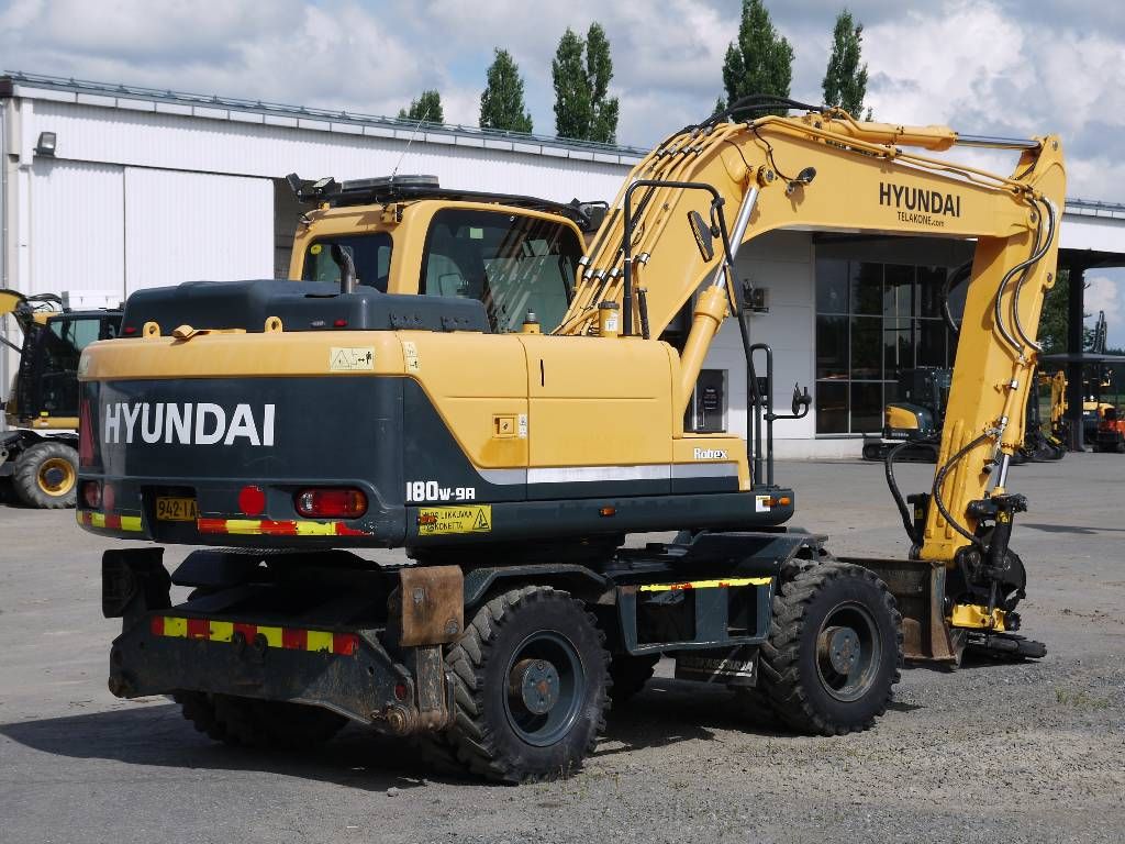 hyundai-r-180-w-9a,a2b23edf.jpg