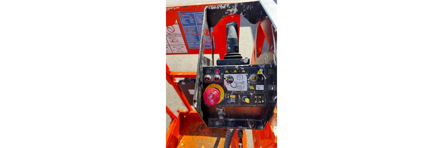 jlg-6-rs,000794a7.jpg