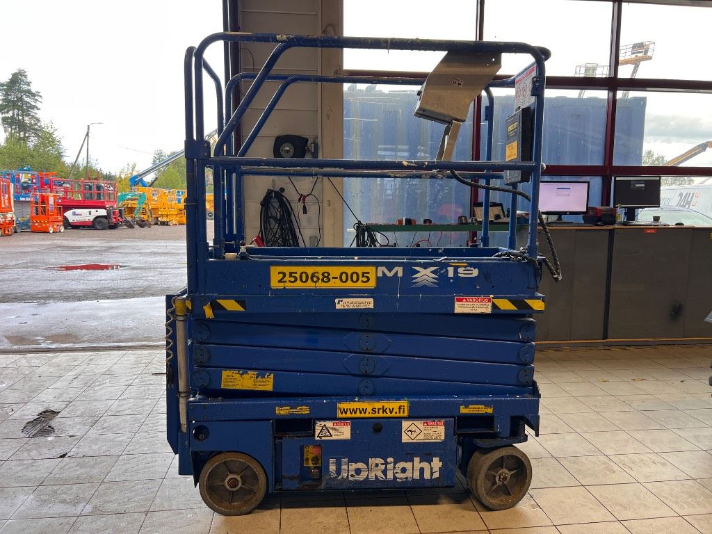 upright-mx19,567dd62c.jpg
