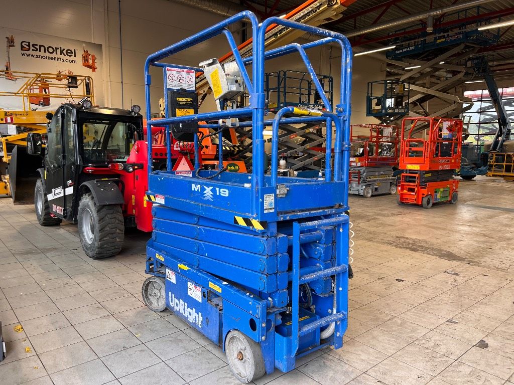 upright-mx19,09043ea9.jpg