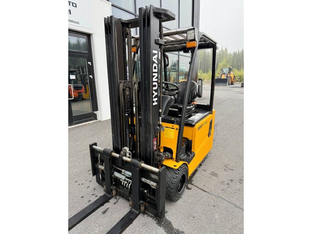 hyundai-18bt-9u,3a08bbe0.jpg