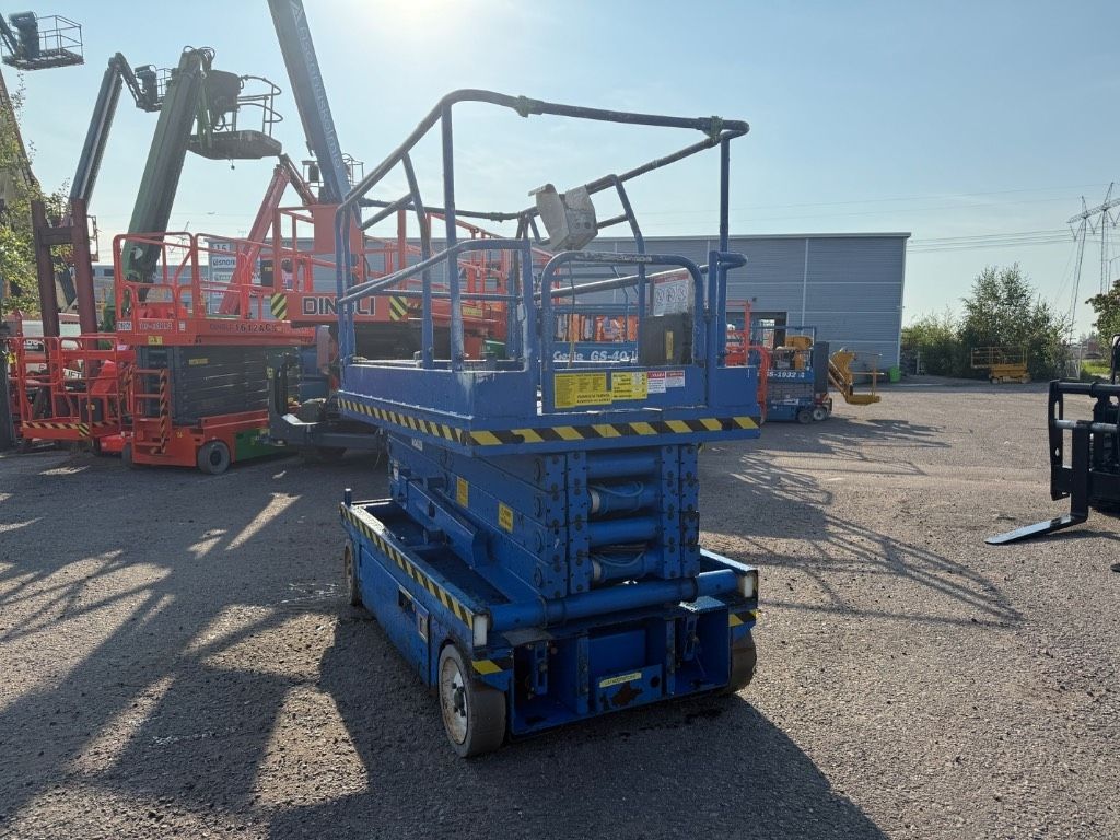 upright-x32n,ed73f04b.jpg
