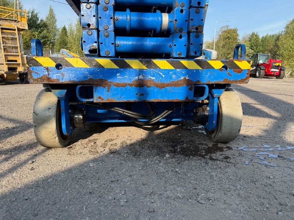 upright-x32n,f3586760.jpg