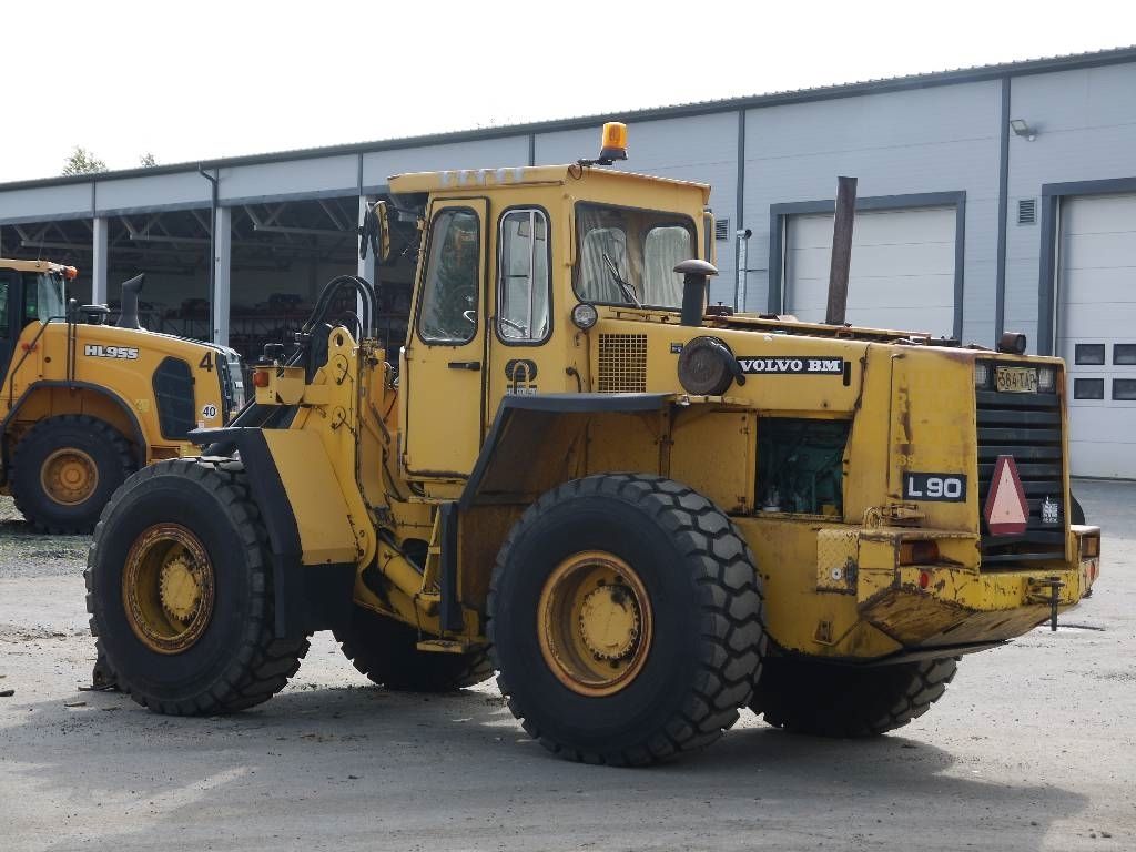 volvo-l-90,2b5b7838.jpg