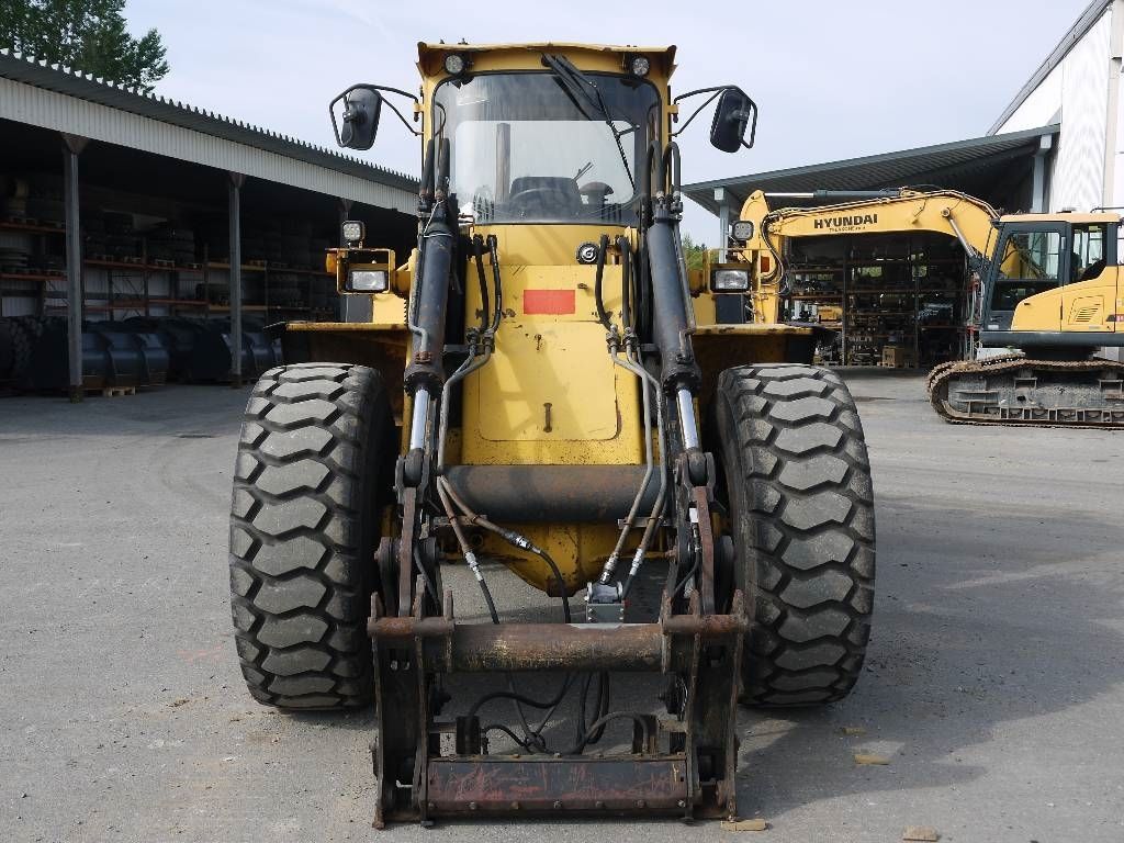 volvo-l-90,866f3794.jpg