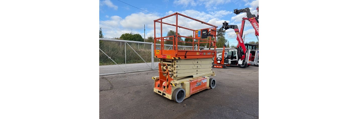 jlg-10-rs,98b28e3d.jpg