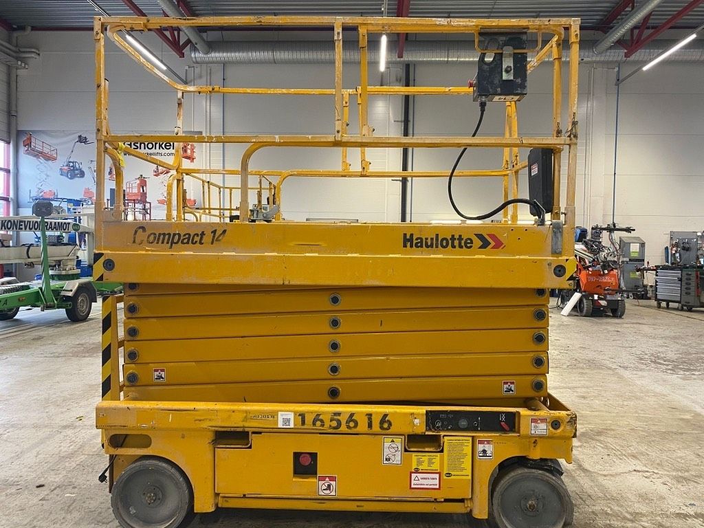 haulotte-compact-14,ac8547ea.jpg