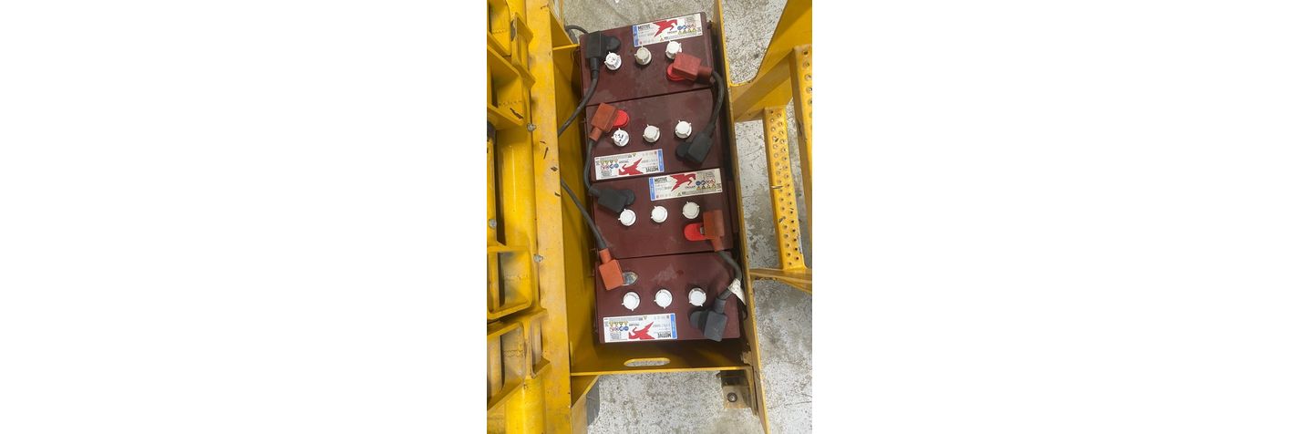 haulotte-compact-14,9227fd24.jpg