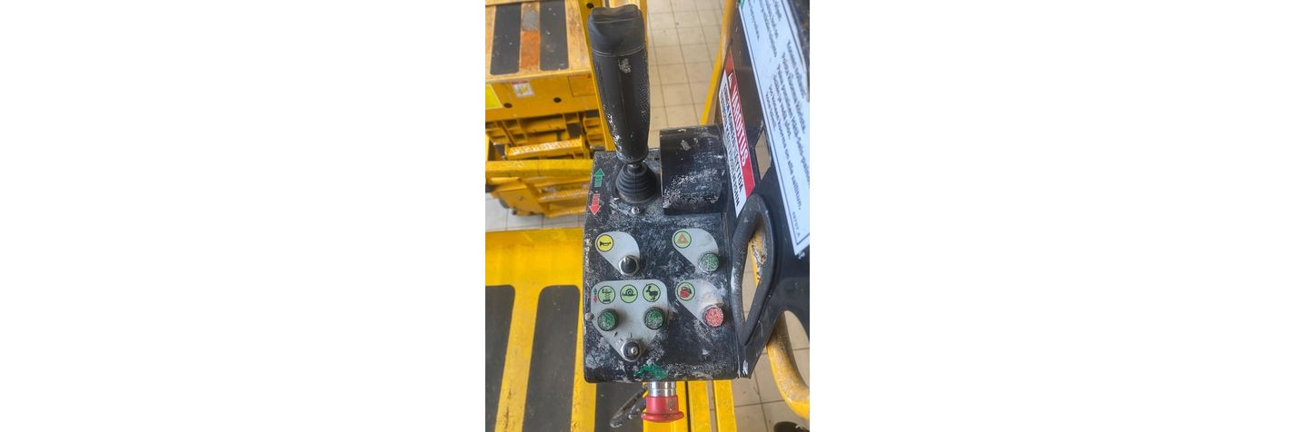 haulotte-compact-14,0bae6fd5.jpg