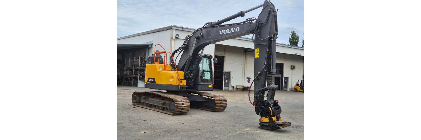 volvo-ecr-235-el,4902075d.jpg