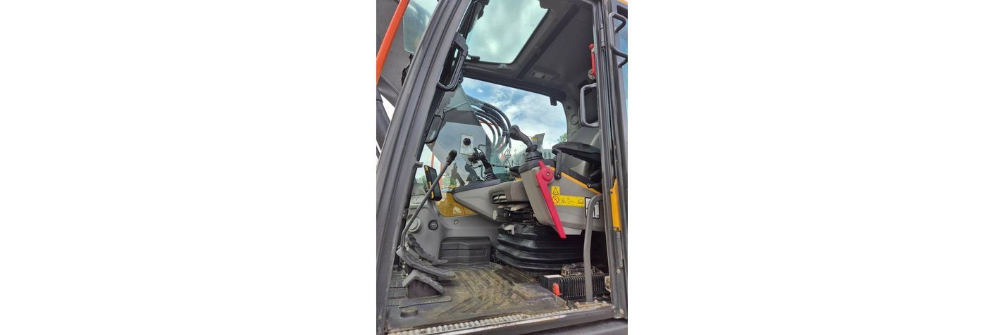 volvo-ecr-235-el,c6ef39b9.jpg