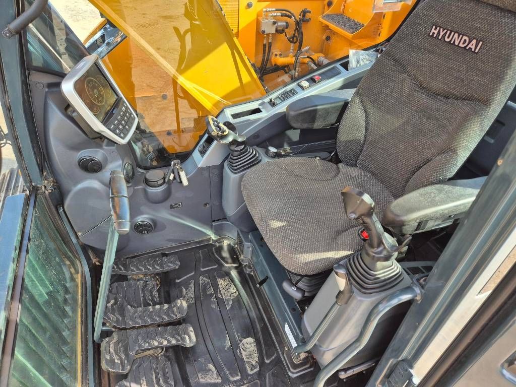 hyundai-hx-145-lcr,3f11185c.jpg
