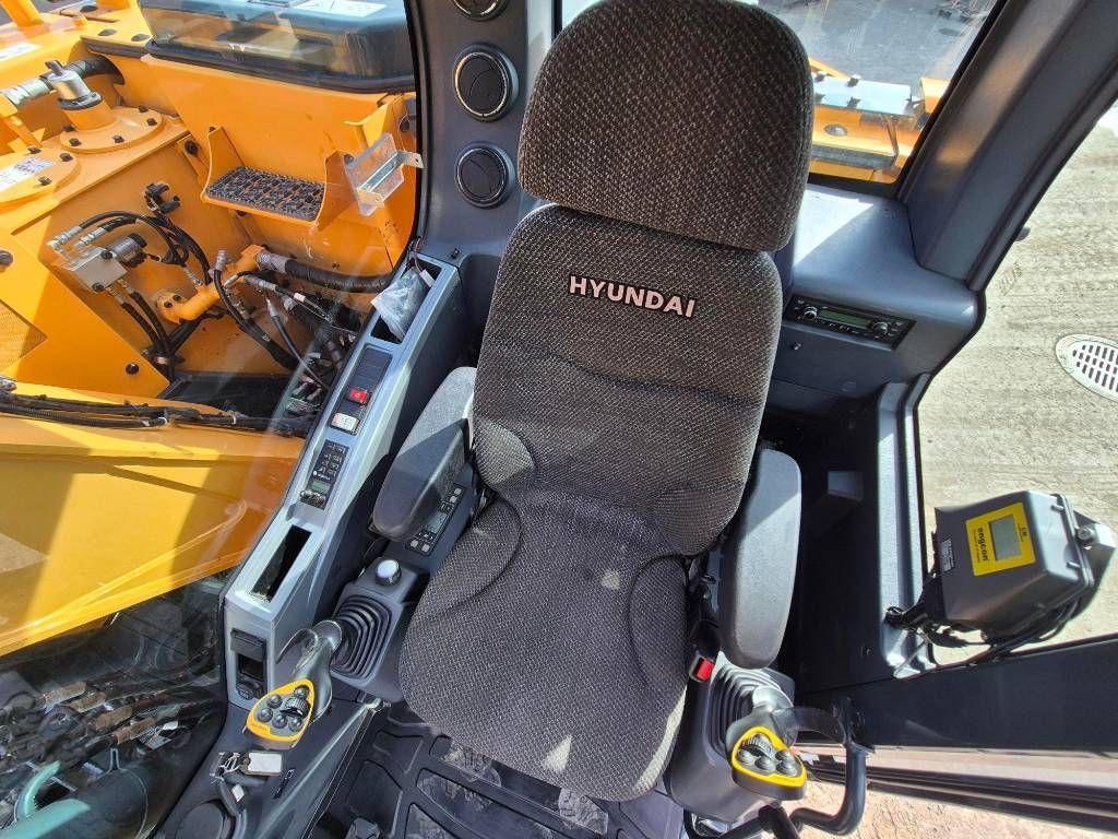 hyundai-hx-145-lcr,9982e9cf.jpg