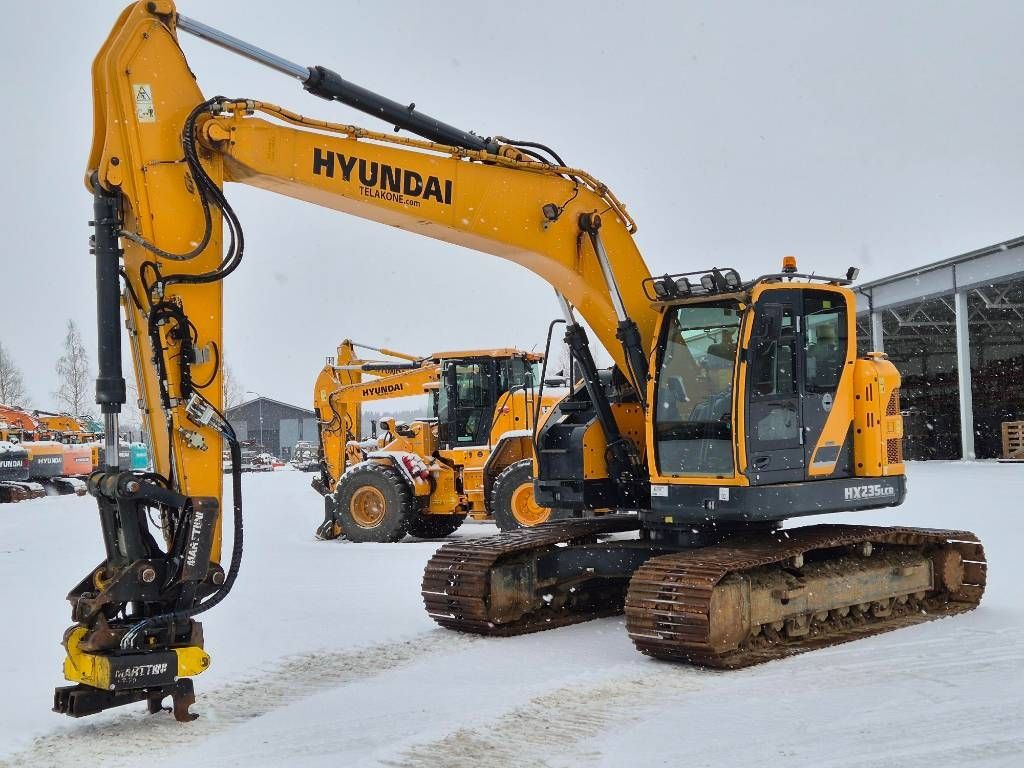 hyundai-hx-235-lcr,b36b9f05.jpg