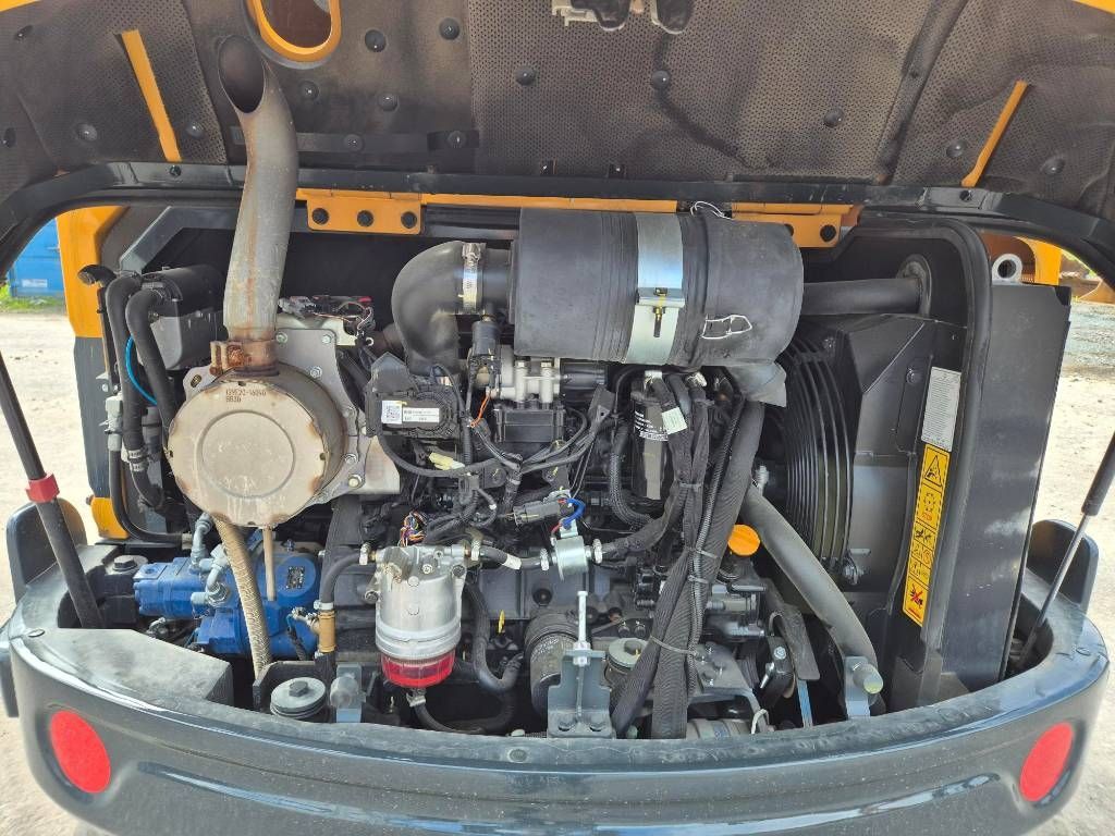 hyundai-r-55-9a,17654099.jpg