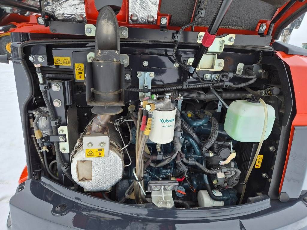 kubota-kx-060-5,6085f5c8.jpg