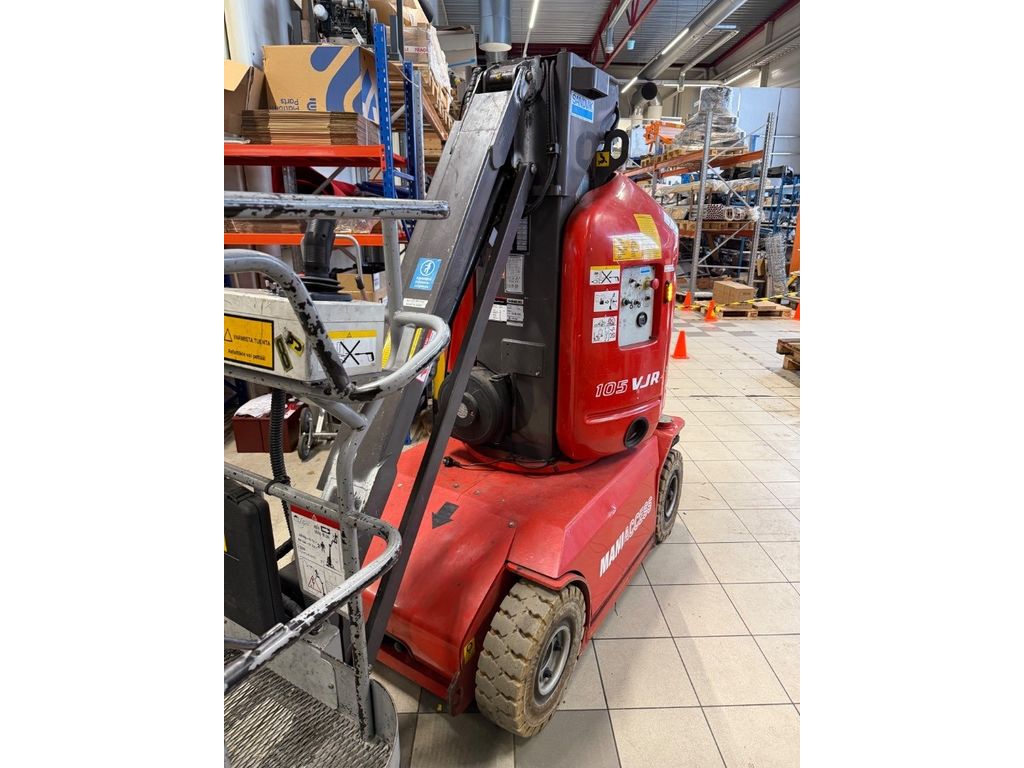 manitou-105-vjr2,9d4dabdd.jpg
