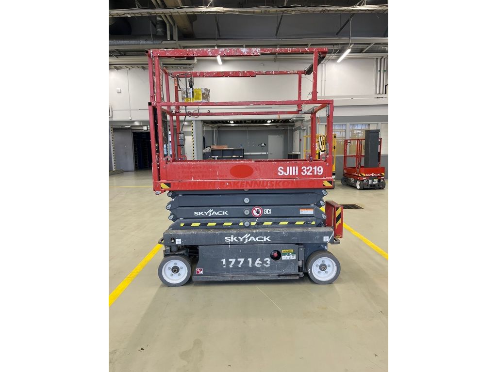 skyjack-sj-iii-3219,ee6fe03a.jpg