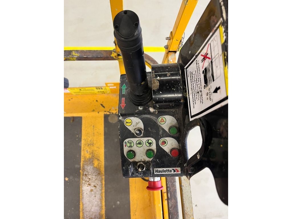 haulotte-compact-12,1987d663.jpg