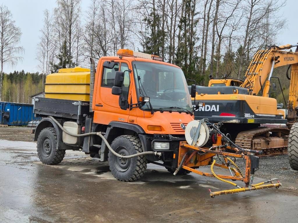 unimog-u-300,8428b75c.jpg