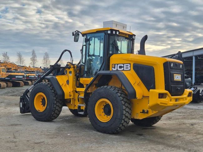 JCB 437 HT