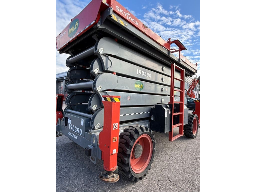 skyjack-sj-9664-rt,e16e5c30.jpg