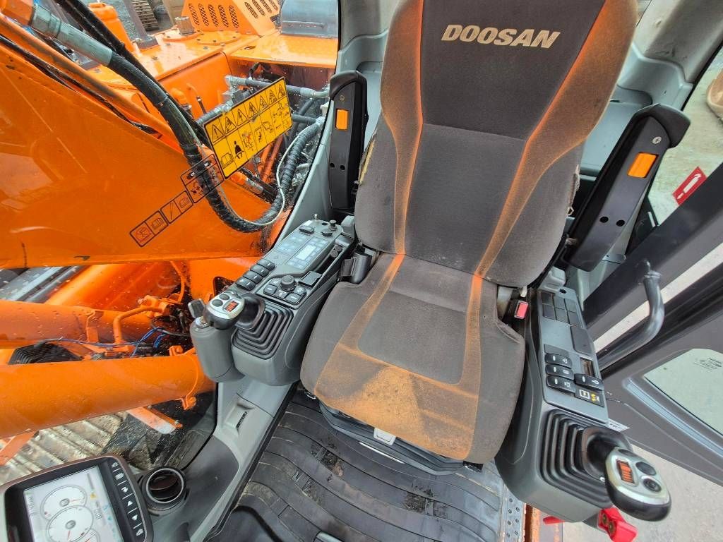 doosan-dx-160-hlc-3,182fad01.jpg