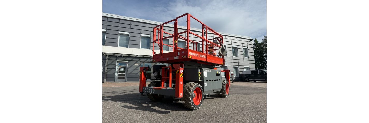 skyjack-sj-6832-rte,5f71b36f.jpg