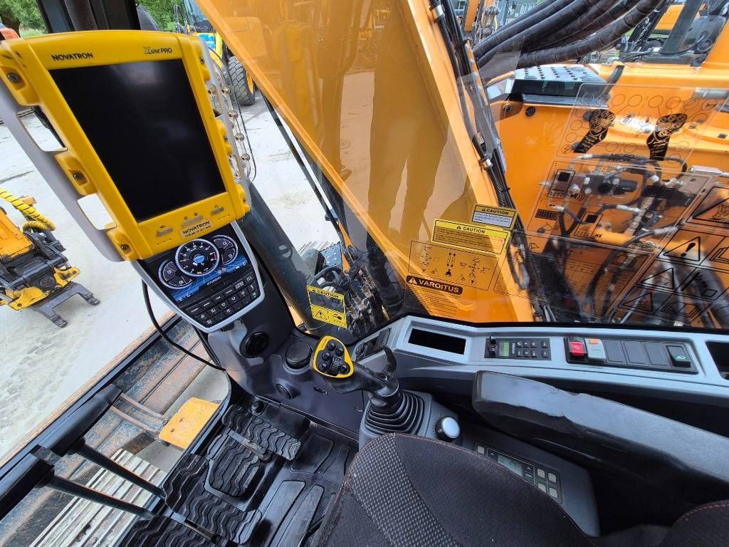 hyundai-hx-145-lcrd,b83f3796.jpg