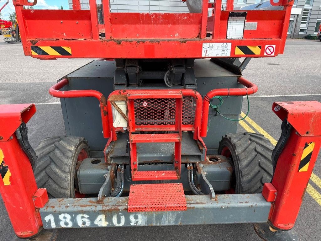 skyjack-sj-6832-rt,7e1bf873.jpg